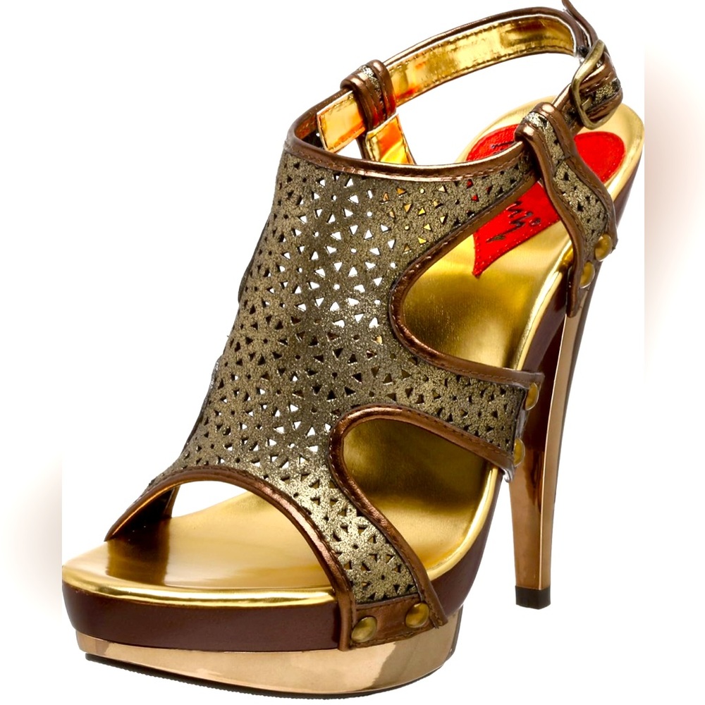 Vintage size 9 Luichiny women’s chariot pump